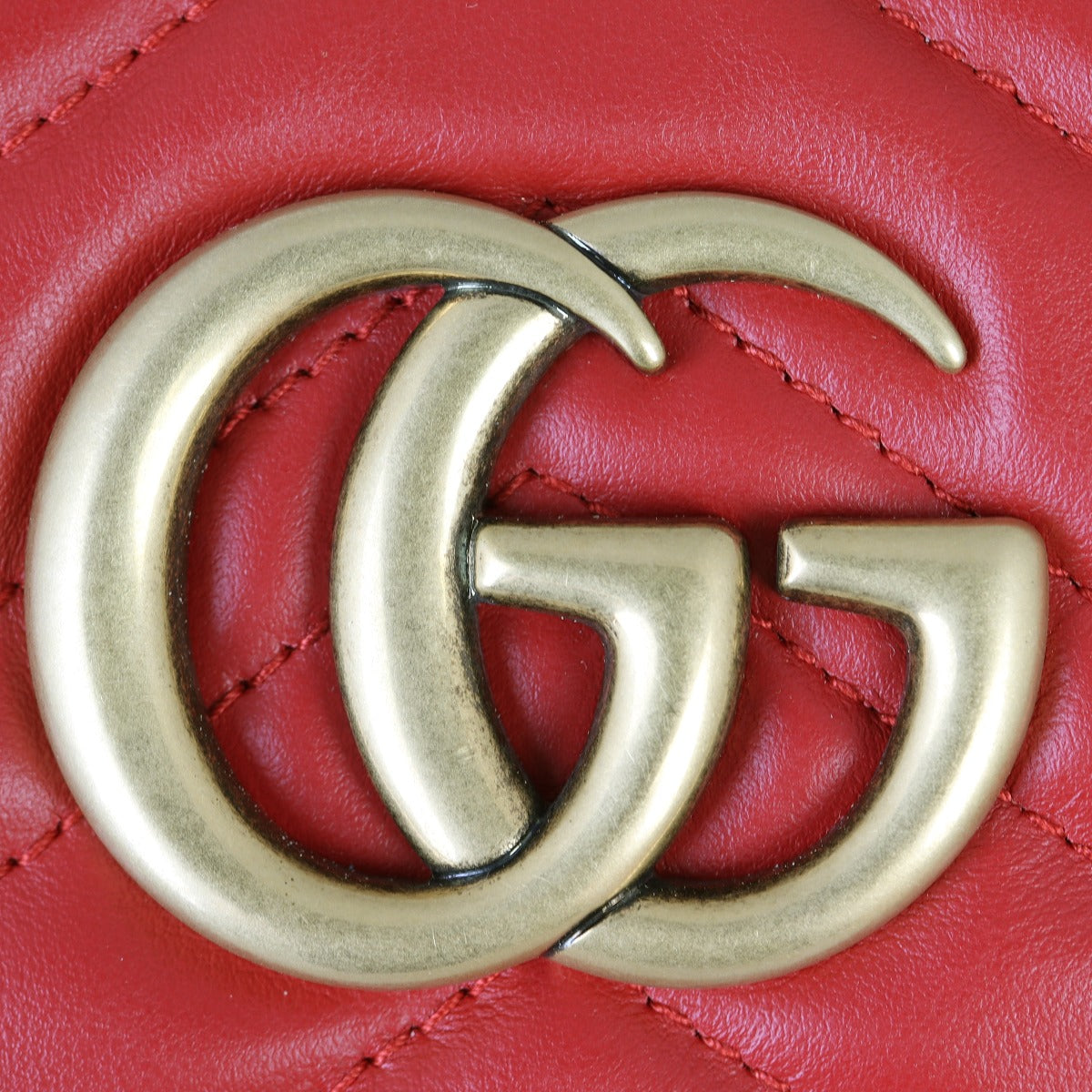 Gucci GG Marmont Small Camera Bag