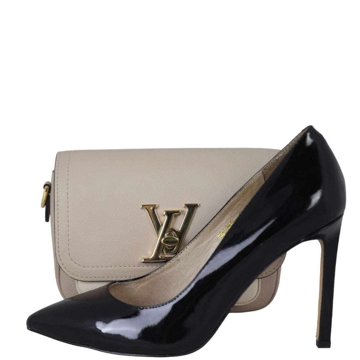 Louis Vuitton LockMe Tender