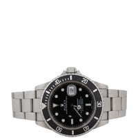 Rolex Oyster Perpetual Submariner Date 40mm Watch