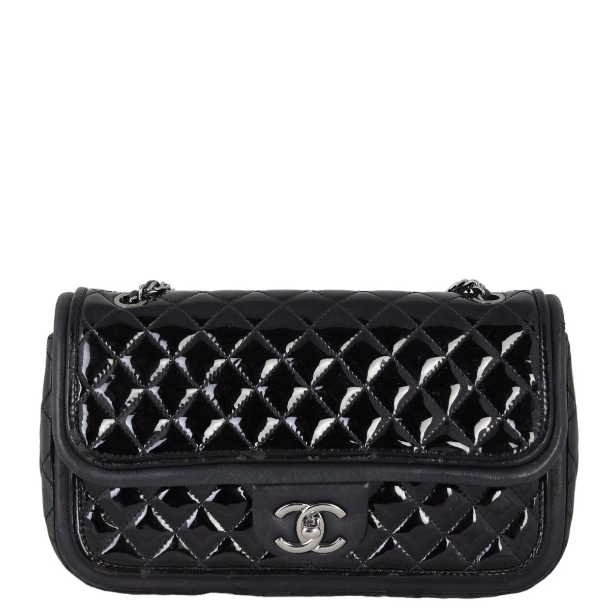 Chanel Classic Twist Flap Bag Patent Medium | Black Diamond