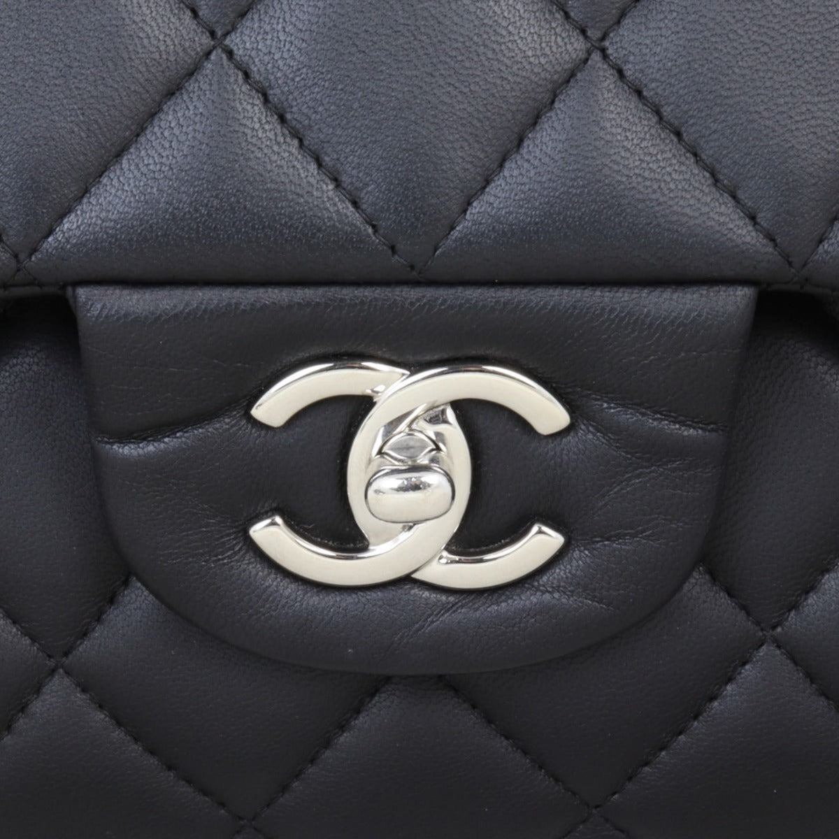 Chanel Classic Double Flap Jumbo