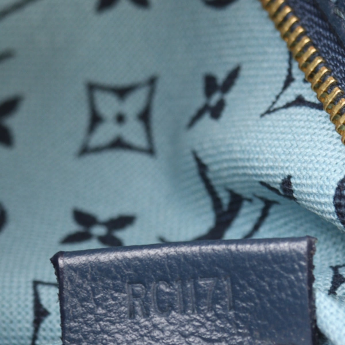 Louis Vuitton Ailleurs Cabas PM Escale