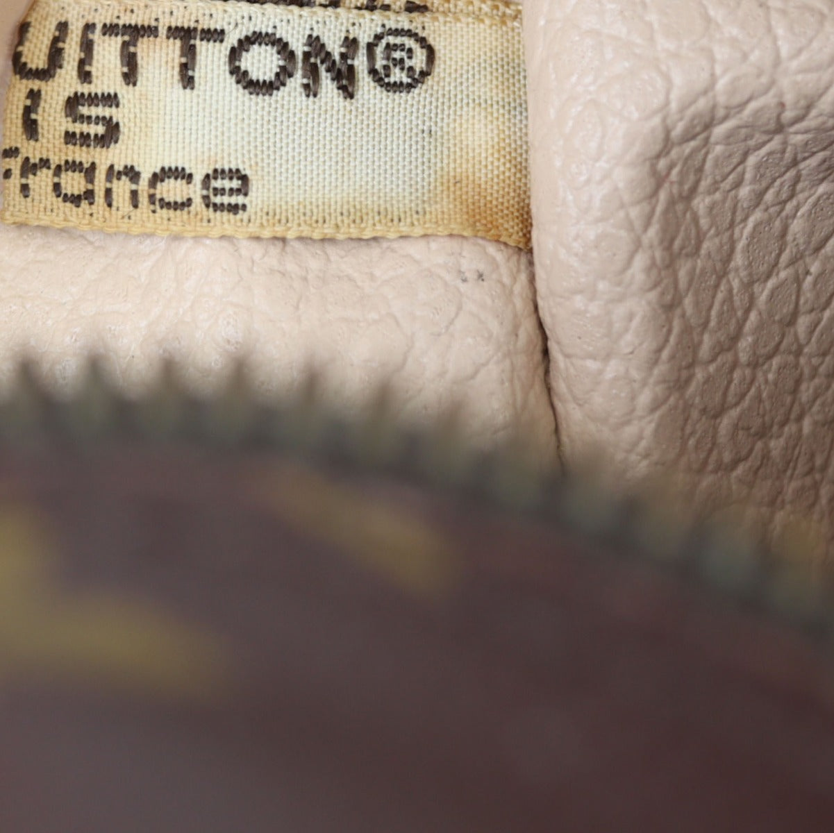 Louis Vuitton Trousse Toilette Pouch 28 Monogram