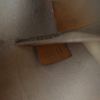 Louis Vuitton Alma BB Monogram Vernis | Noisette