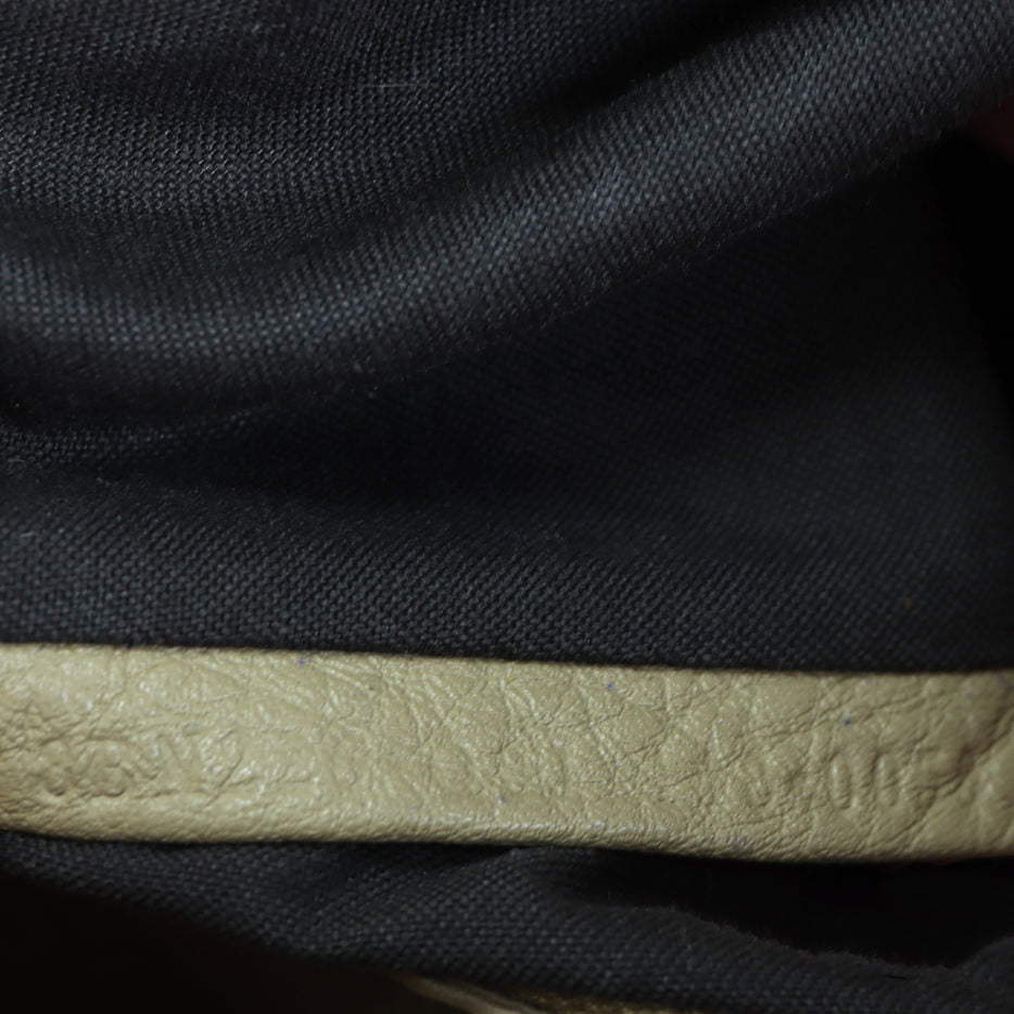 Fendi Peekaboo Selleria Medium Date Code