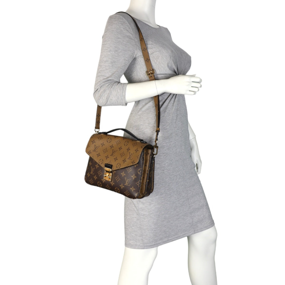 Louis Vuitton Pochette Metis Monogram Reverse