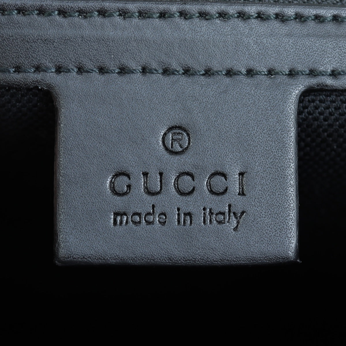Gucci GG Supreme Messenger Interior Stamp