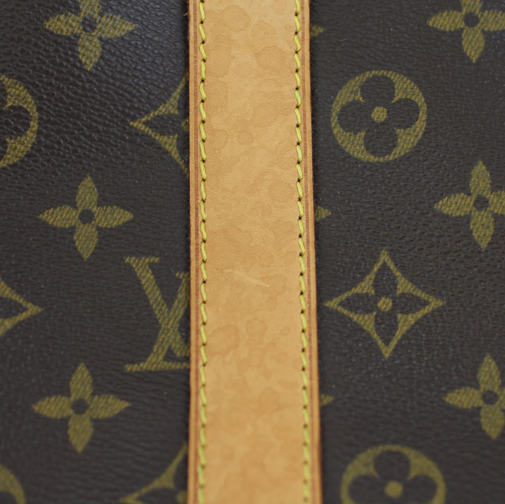 Louis Vuitton Keepall Bandouliere 55 Monogram trim