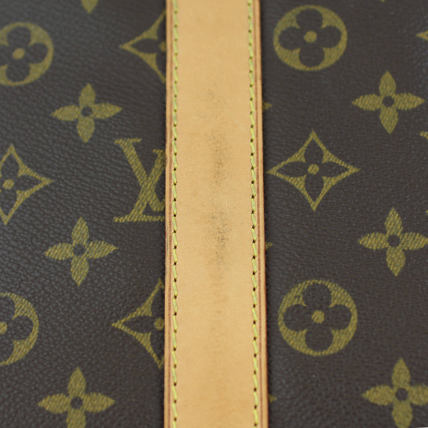 Louis Vuitton Keepall Bandouliere 55 Monogram trim2
