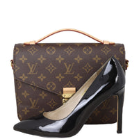 Louis Vuitton Pochette Metis Monogram