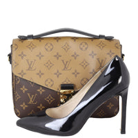 Louis Vuitton Pochette Metis Monogram Reverse