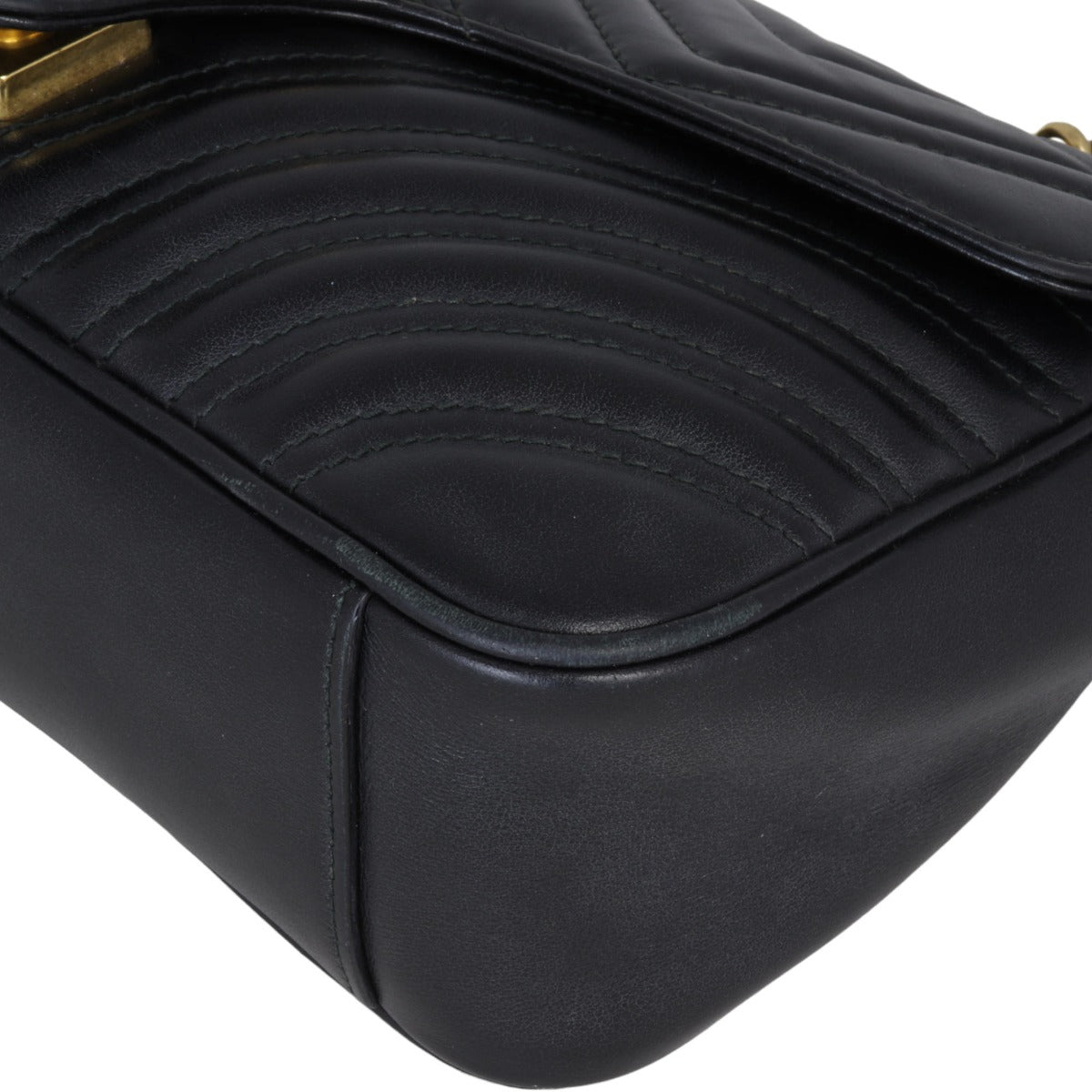 Gucci GG Marmont Matelasse Small Shoulder Bag