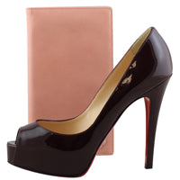 Chanel Patent Bi-fold Wallet Scale