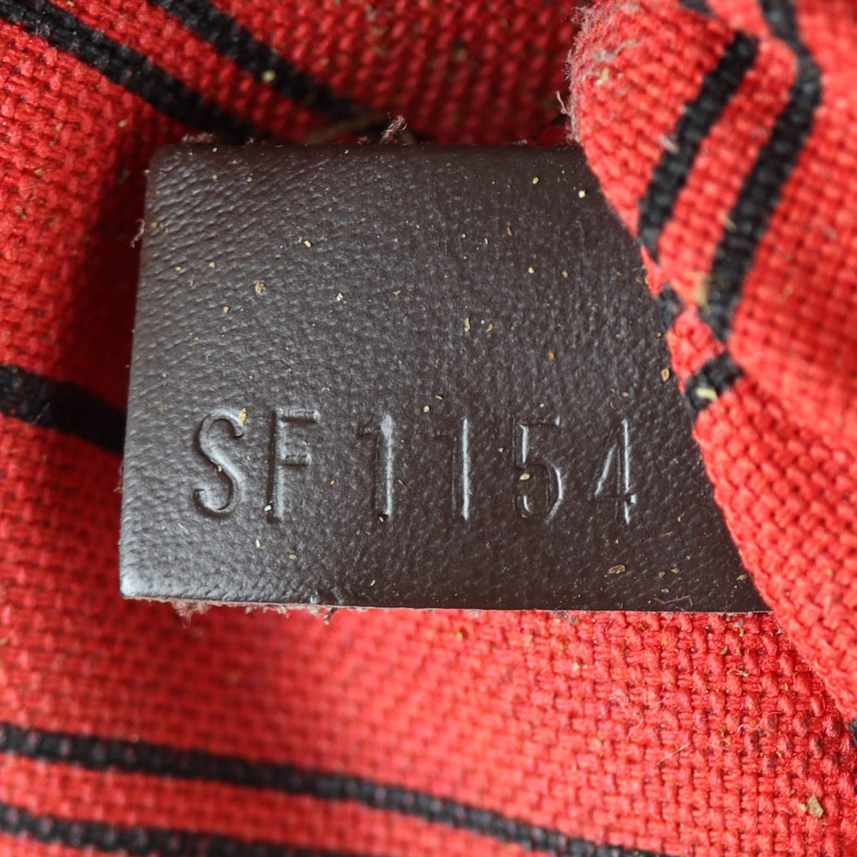 Louis Vuitton Neverfull MM Damier Ebene Date Code