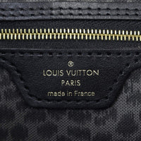 Louis Vuitton Neverfull MM Wild at Heart Giant Monogram