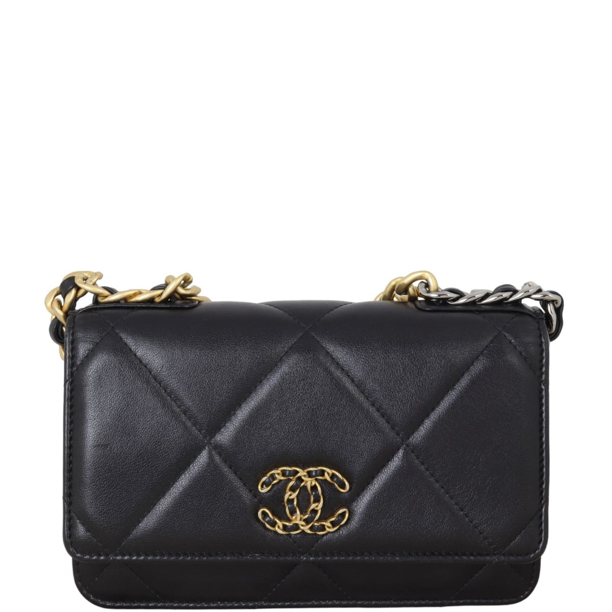 Chanel 19 Wallet On Chain