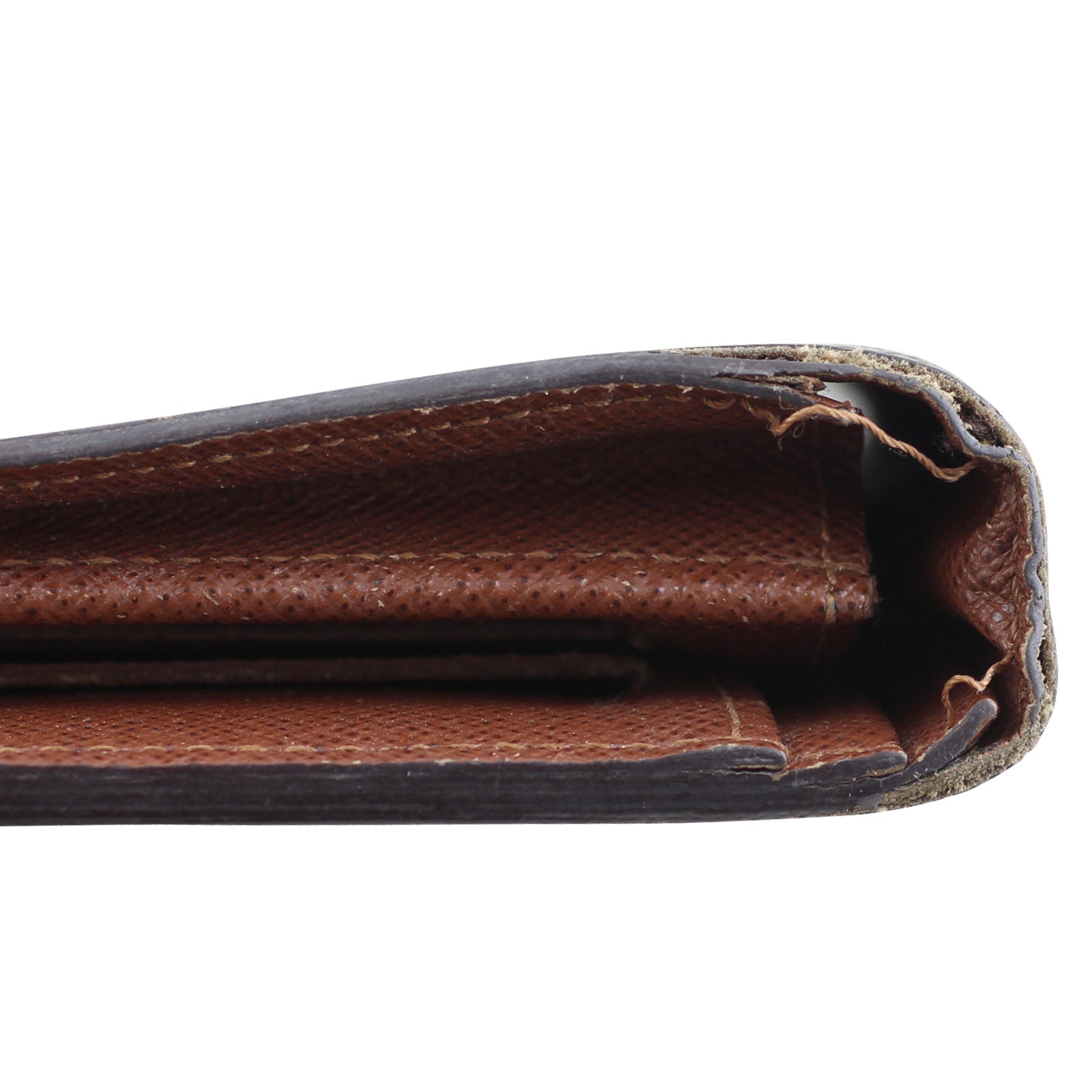 Louis Vuitton Brazza Wallet Monogram Details