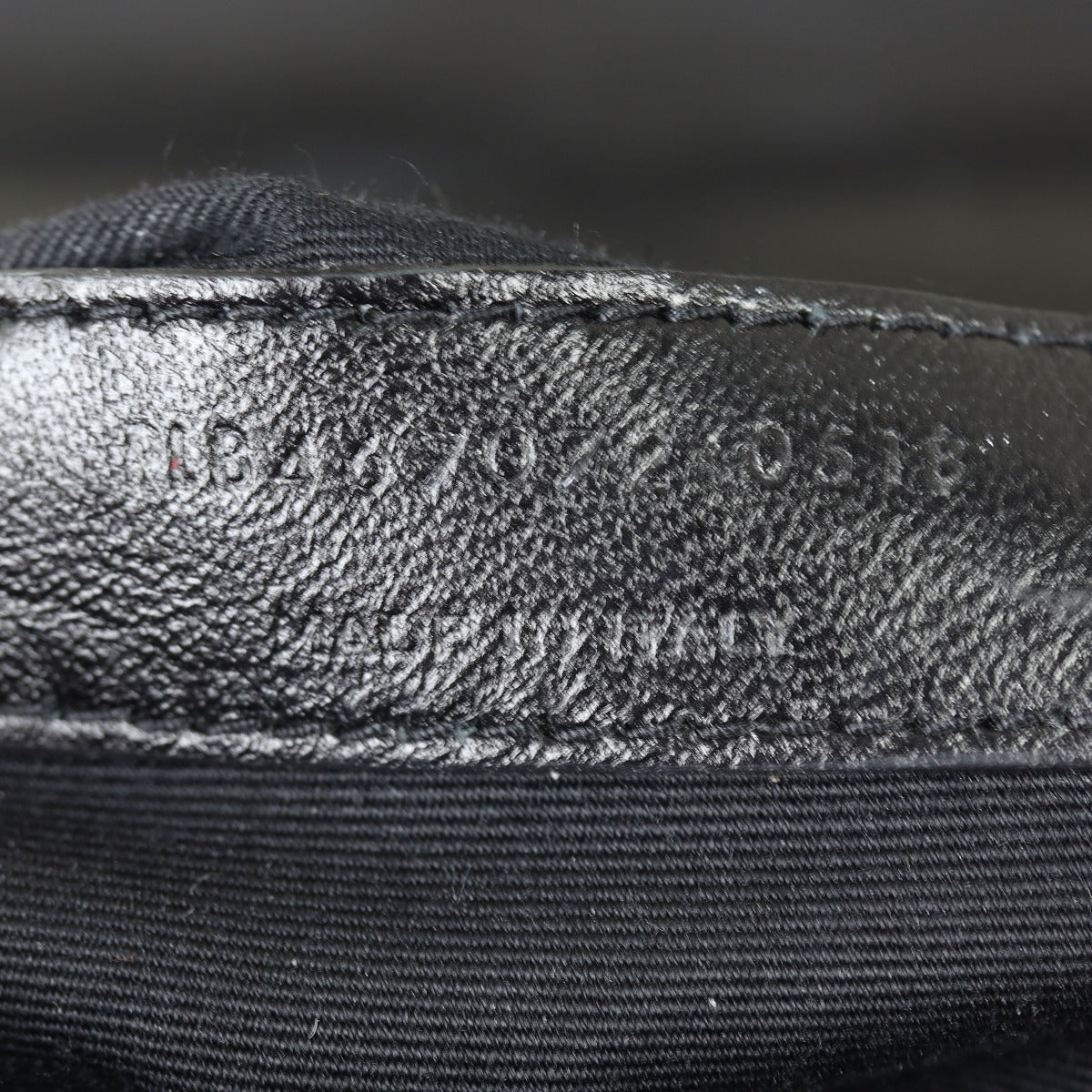 Saint Laurent Toy Loulou Velvet Date Code