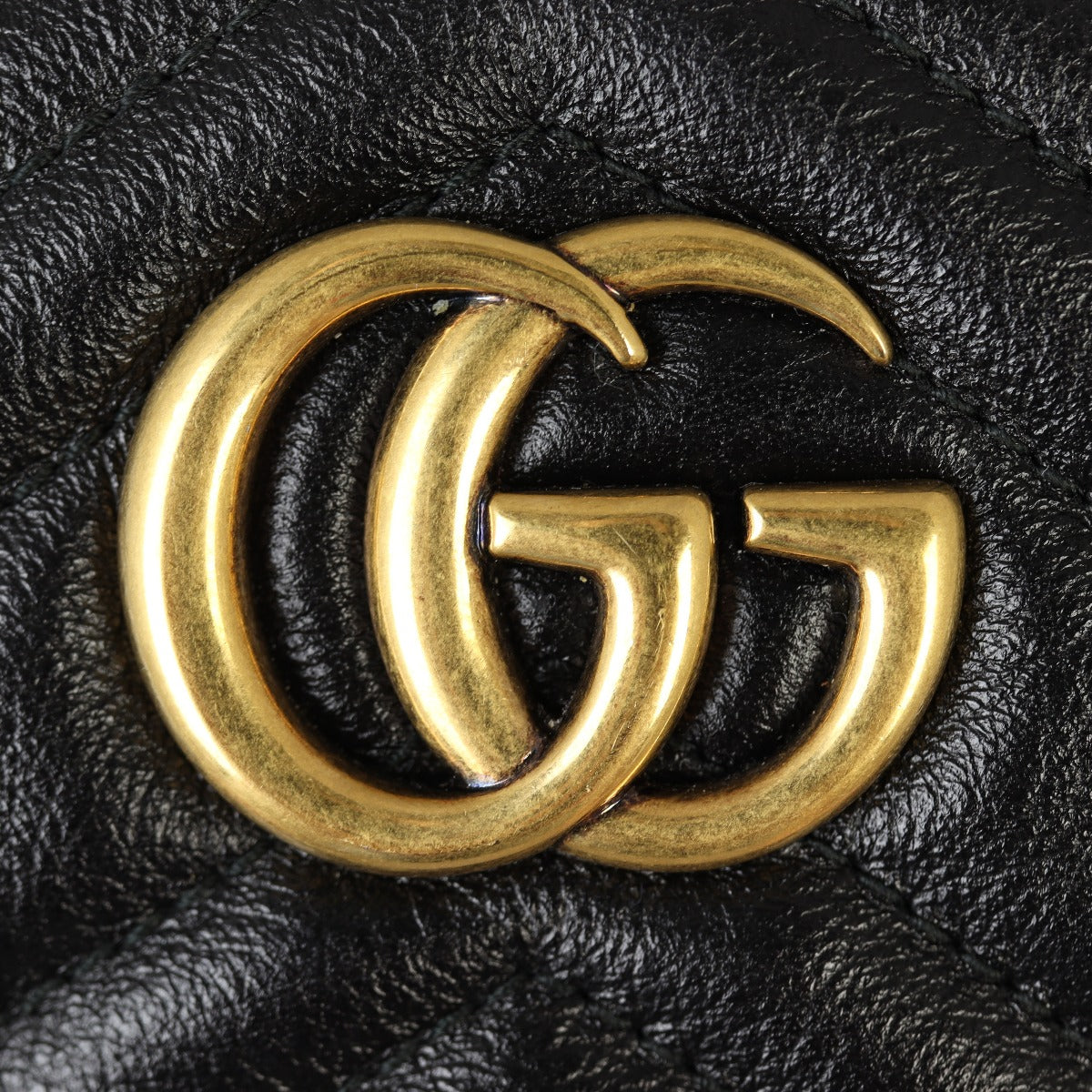 Gucci GG Marmont Round Chain Shoulder Bag