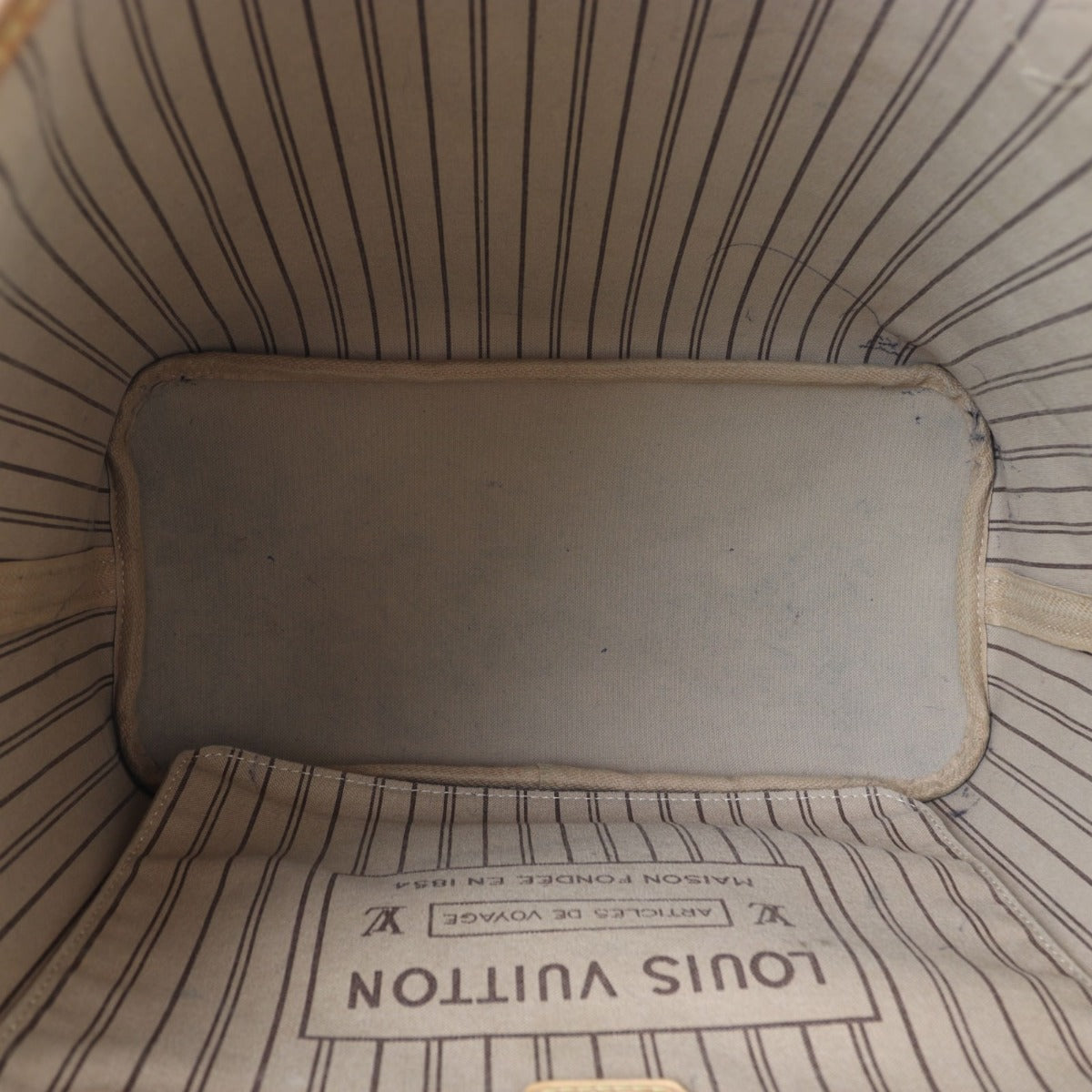 Louis Vuitton Neverfull MM Monogram