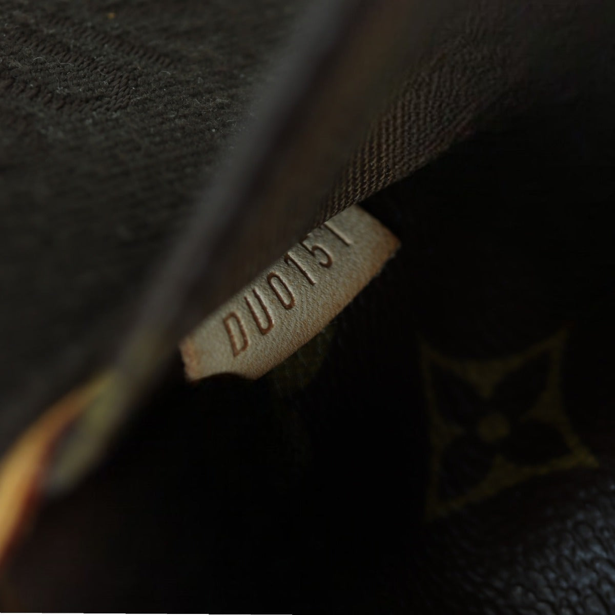 Louis Vuitton Beaubourg MM Weekender Monogram