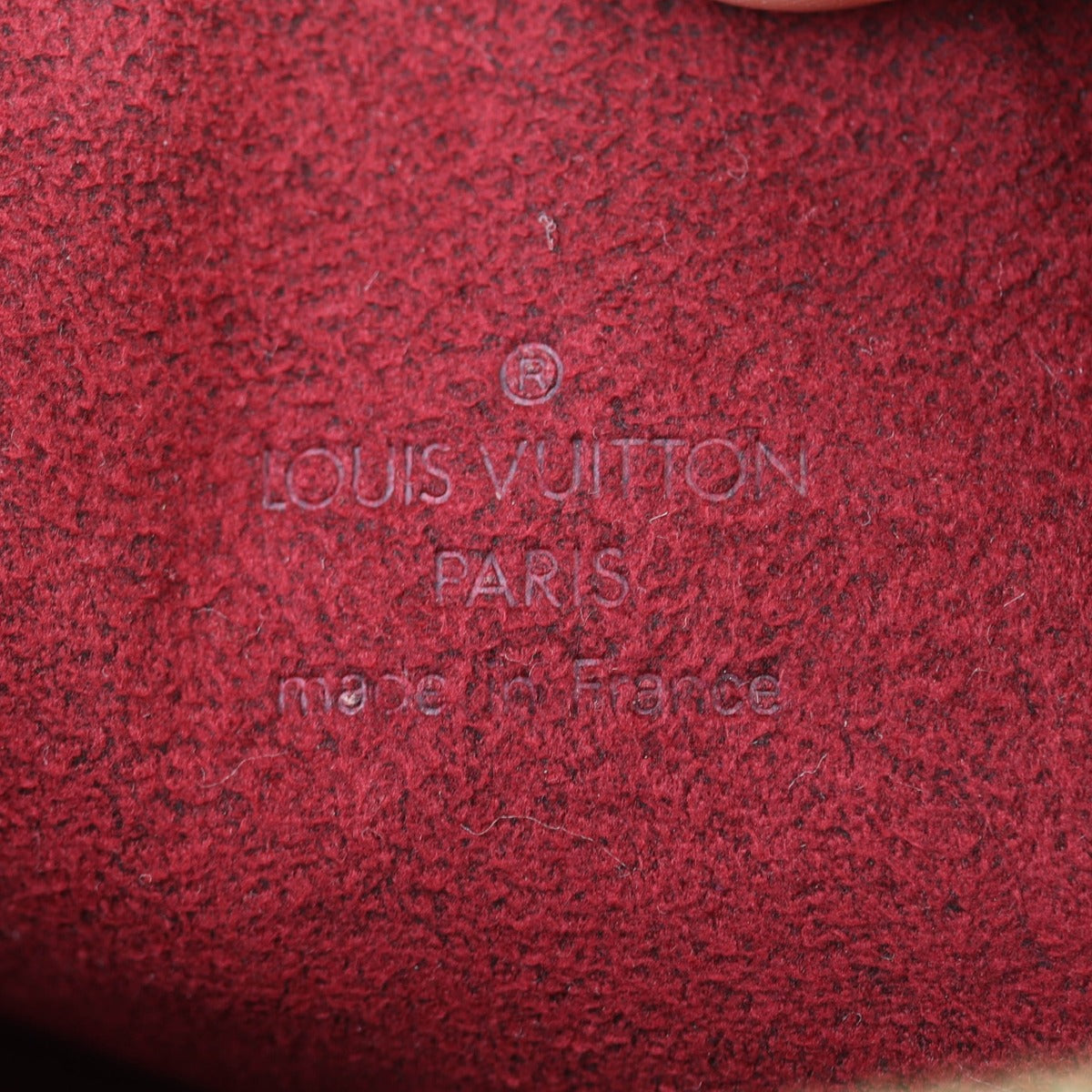 Louis Vuitton Pochette Accessories Monogram Multicolore Interior