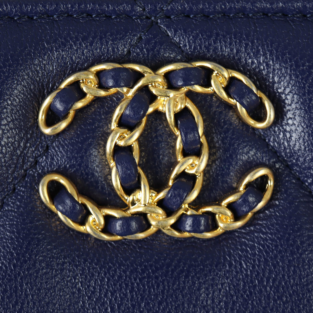 Chanel 19 O-Case Small Hardware