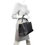 Louis Vuitton Capucines MM