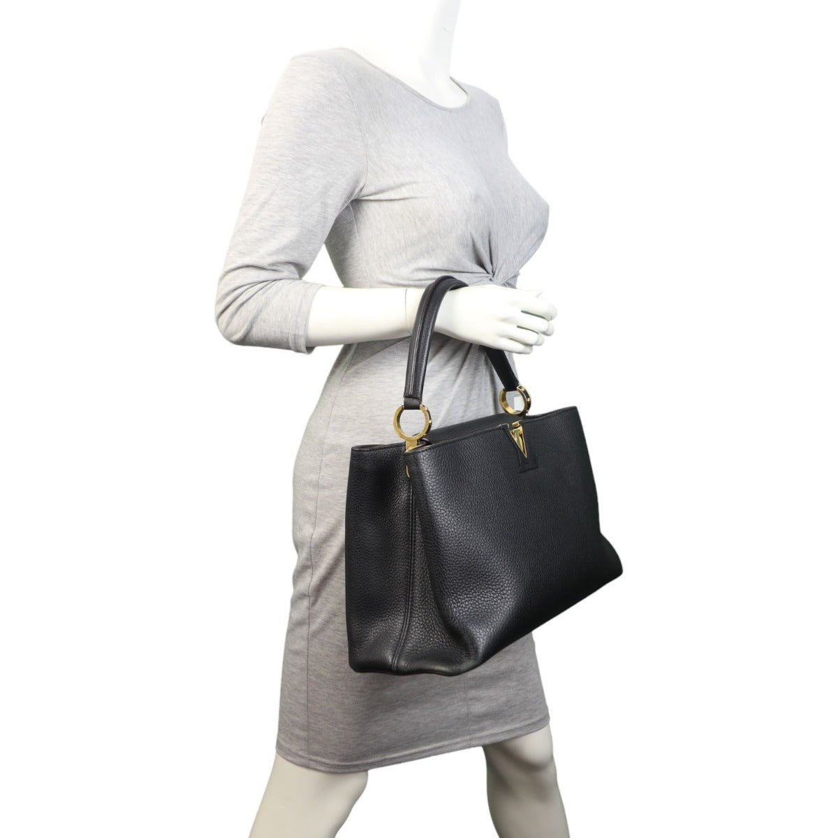 Louis Vuitton Capucines MM