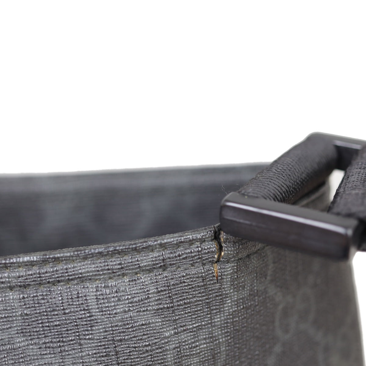 Gucci GG Supreme Black Messenger Wear