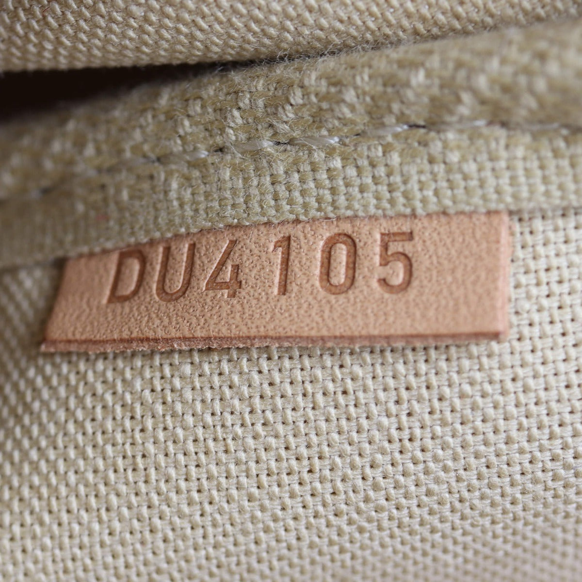 Louis Vuitton Favorite MM Damier Azur Date Code