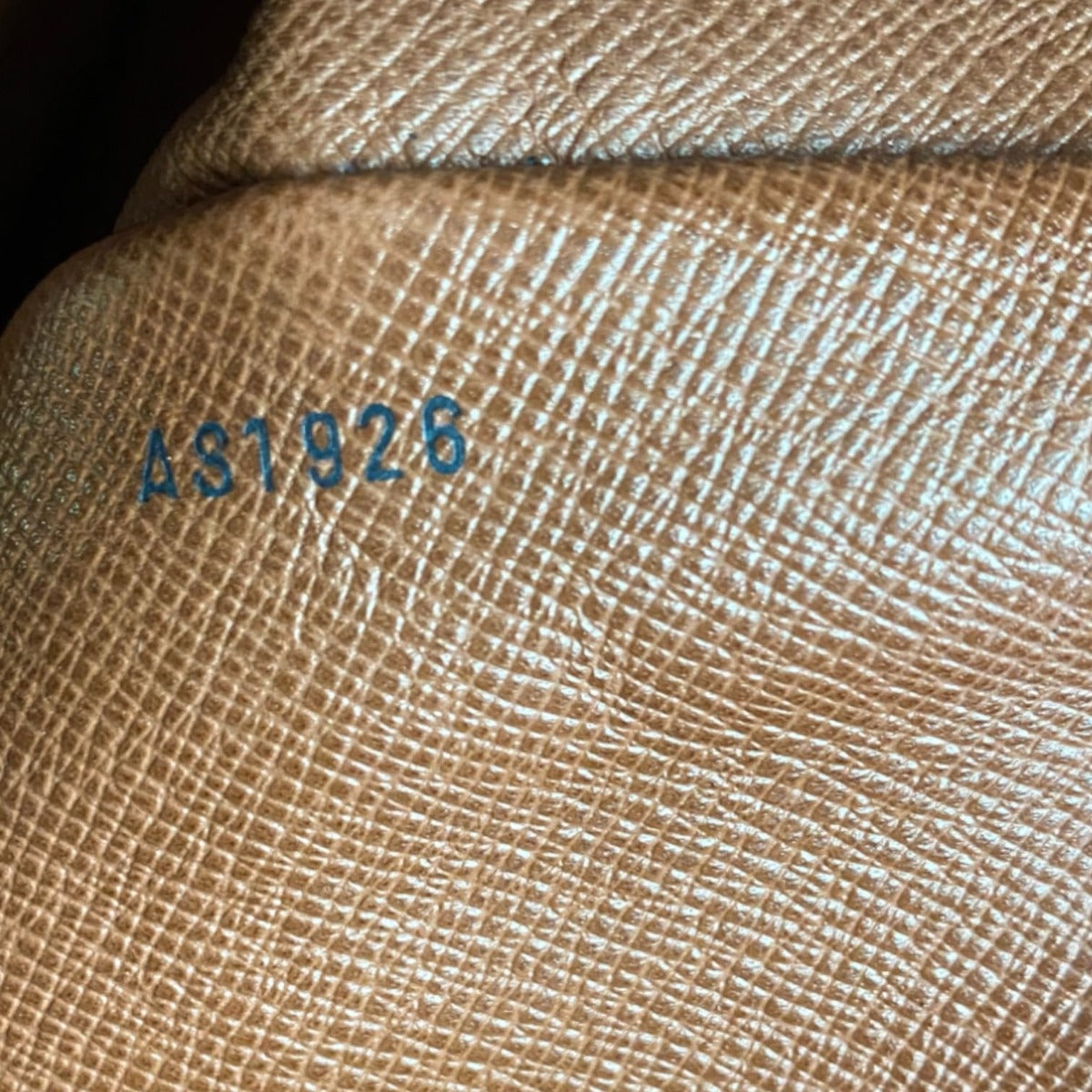 Louis Vuitton Boulogne 35 Monogram