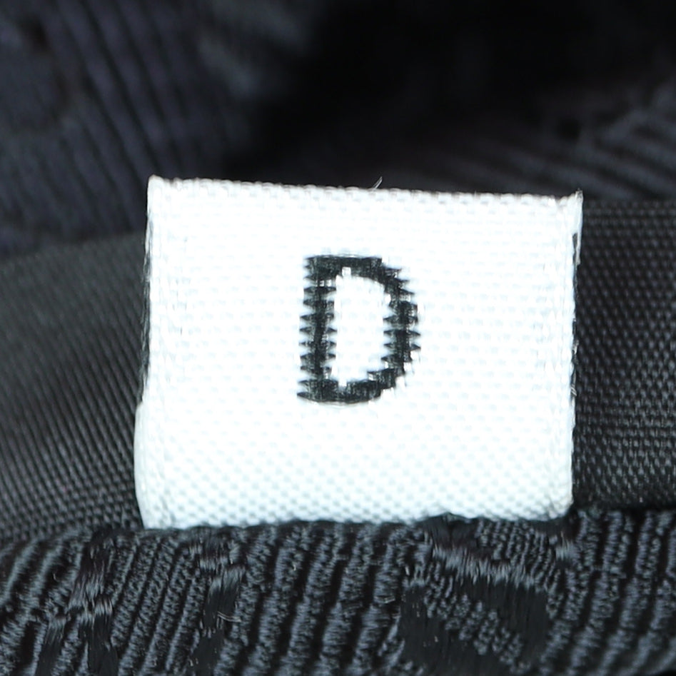 Prada Re-Edition 2005 Tessuto Shoulder Bag Tag