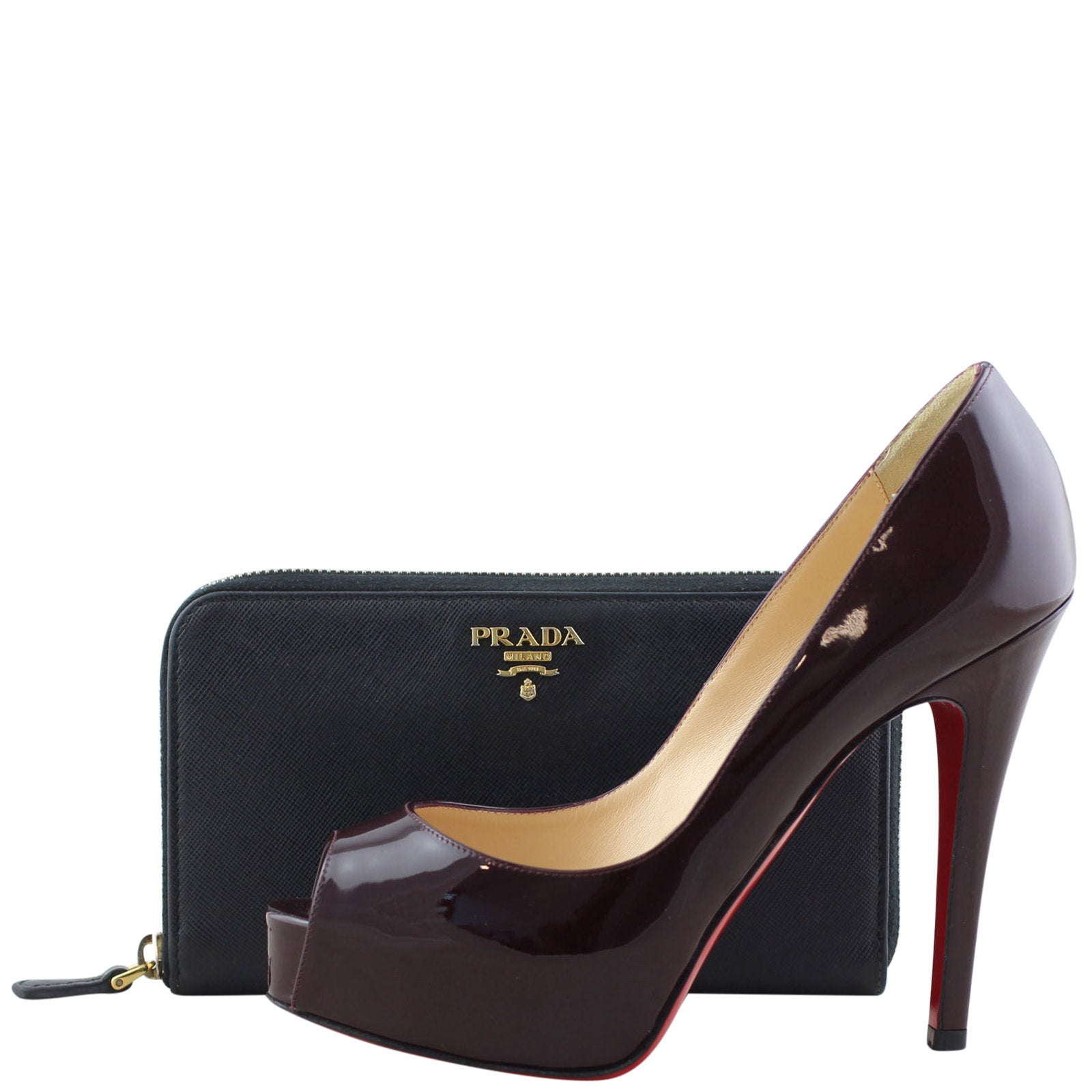 Prada Saffiano Zippy Wallet Scale