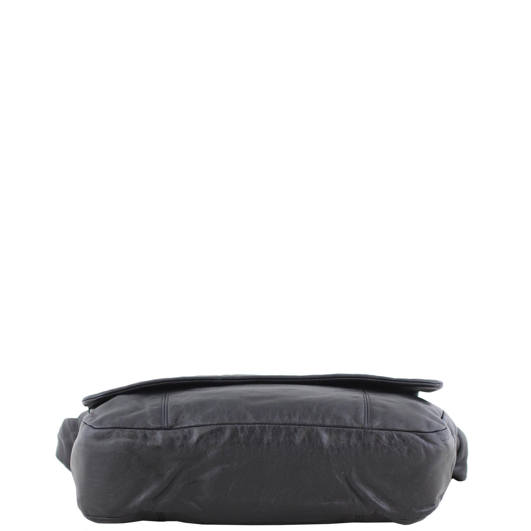 Chanel CC Flap Chain Shoulder Bag base