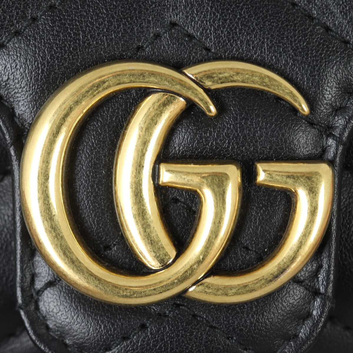 Gucci GG Marmont Matelasse Super Mini Shoulder Bag