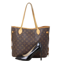 Louis Vuitton Neverfull MM Monogram