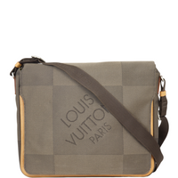 Louis Vuitton Terre Messenger Damier Geant