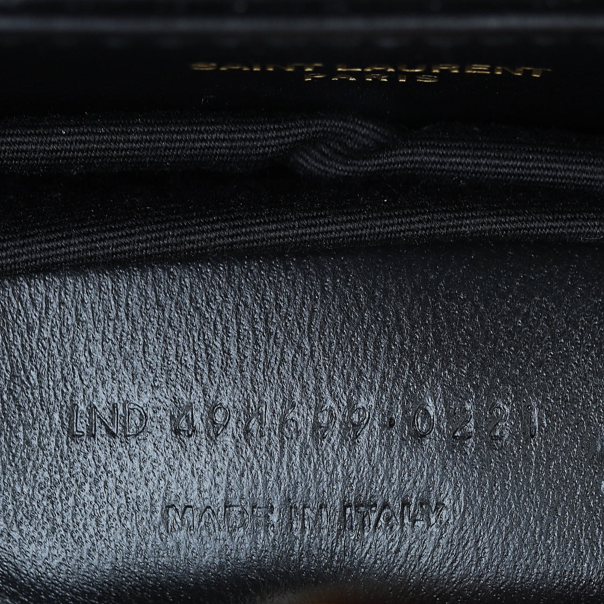 Saint Laurent Loulou Small Date Code