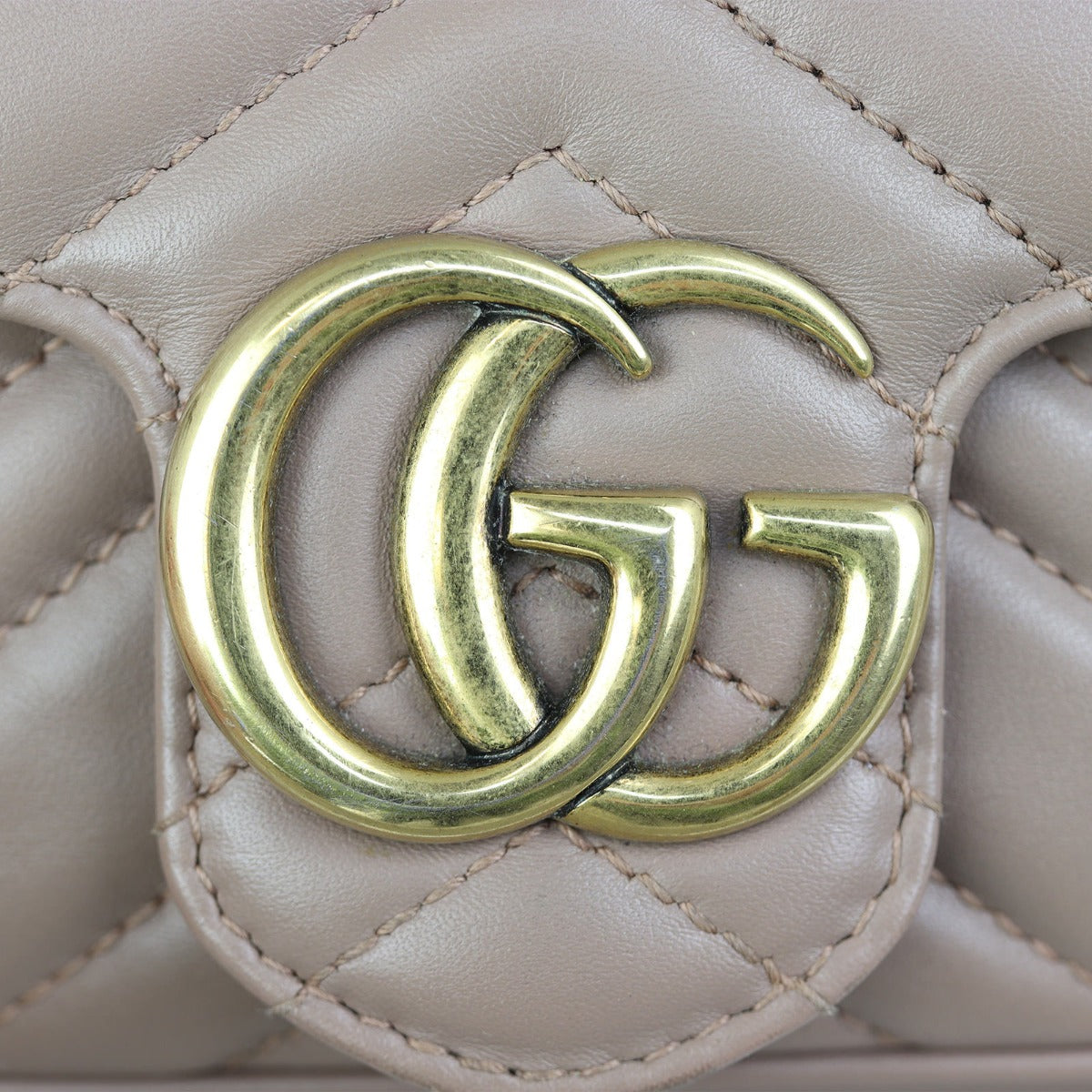 Gucci GG Marmont Super Mini Shoulder Bag Hardware
