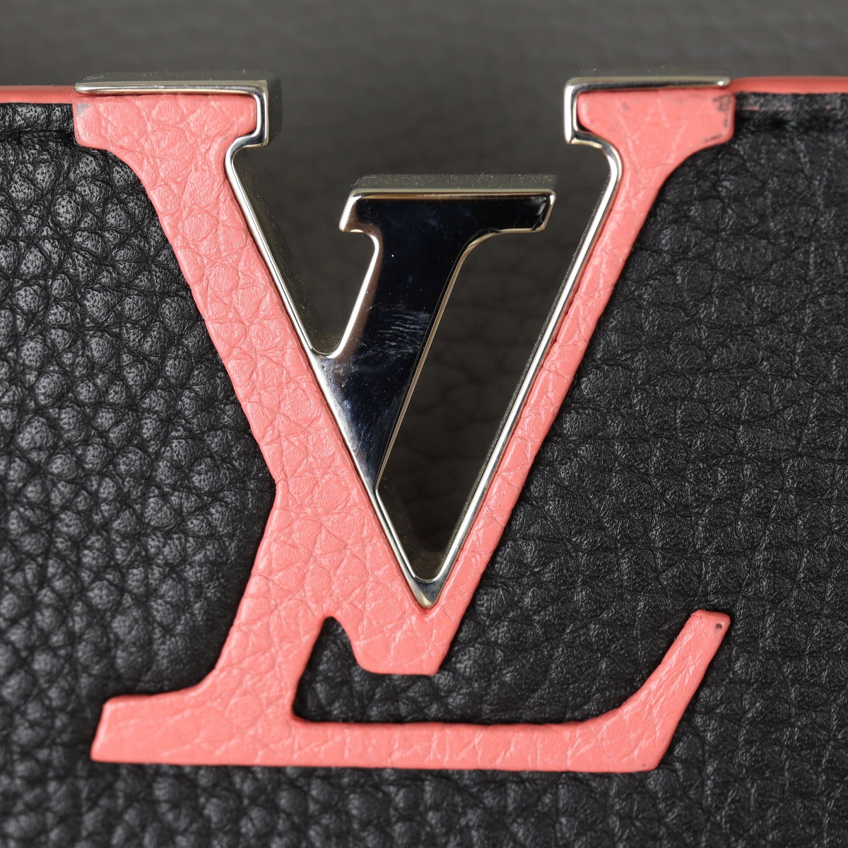Louis Vuitton Capucines MM Hardware