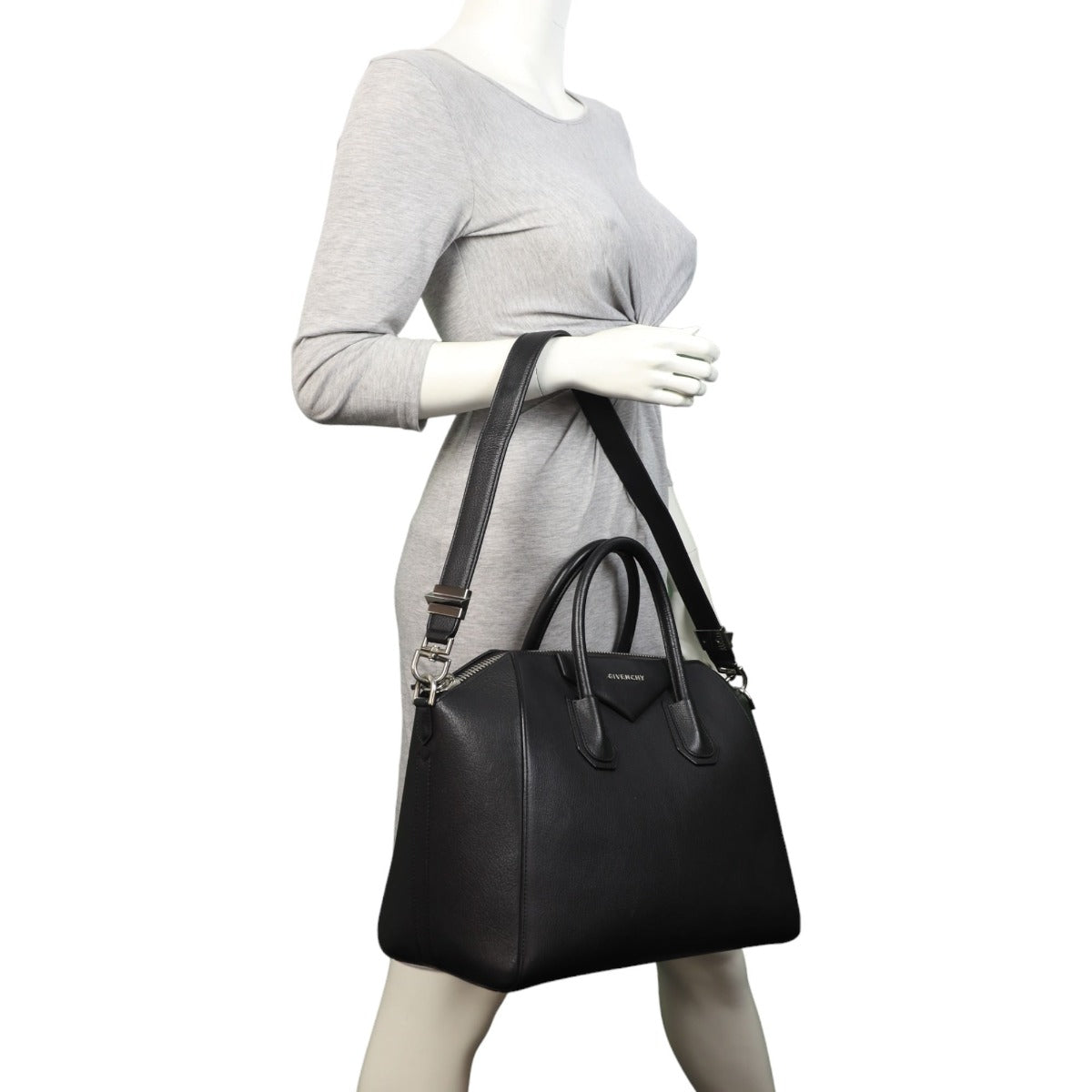 Givenchy Antigona Medium