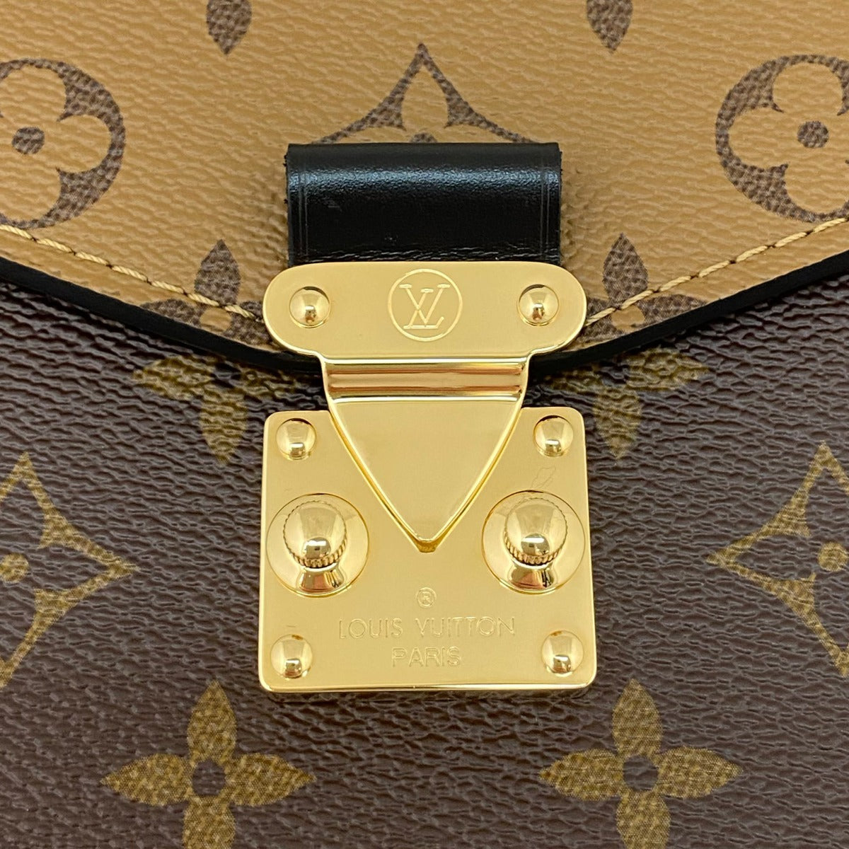 Louis Vuitton Pochette Metis Monogram Reverse Hardware