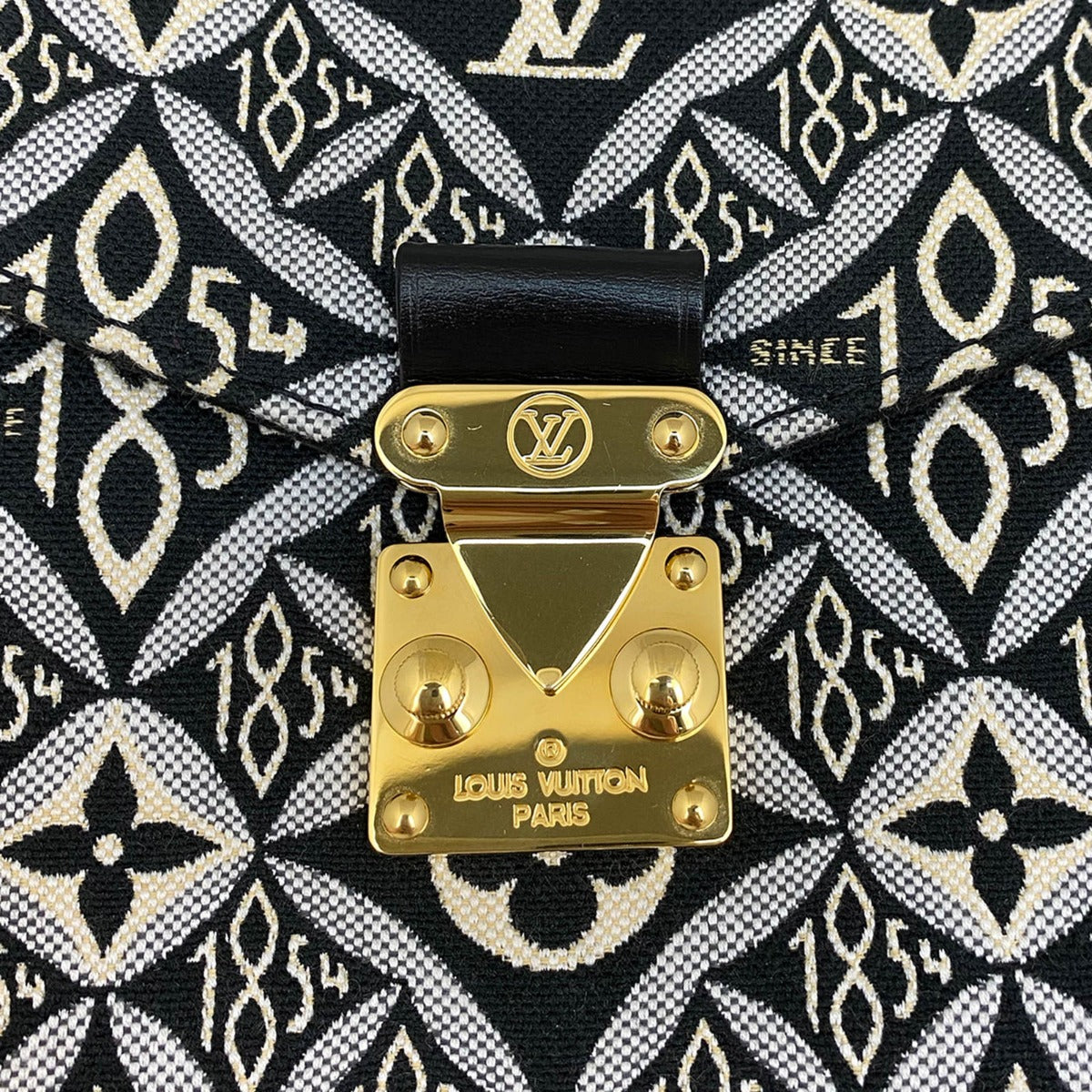 Louis Vuitton Since 1854 Pochette Metis Hardware
