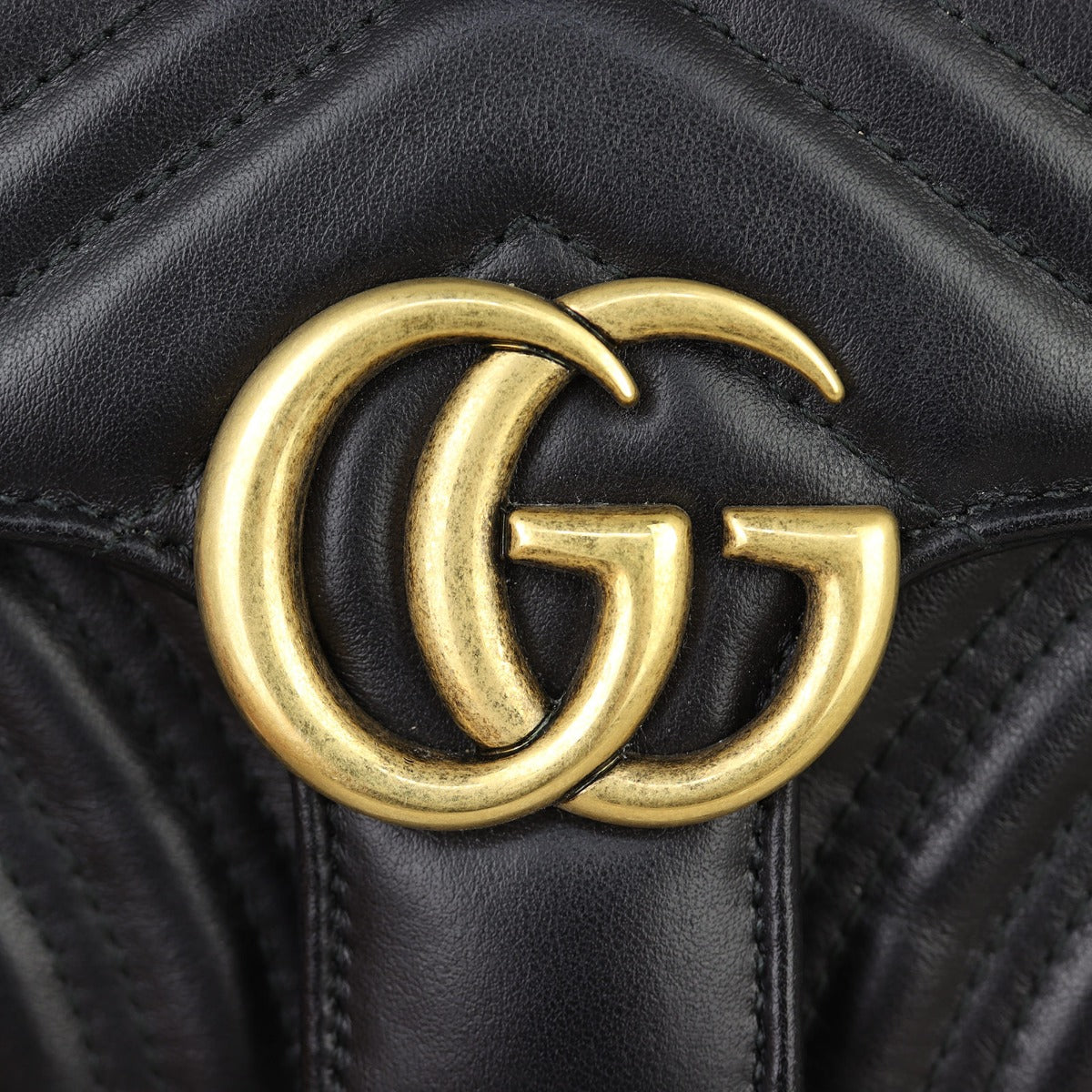 Gucci GG Marmont Matelasse Mini Shoulder Bag Hardware
