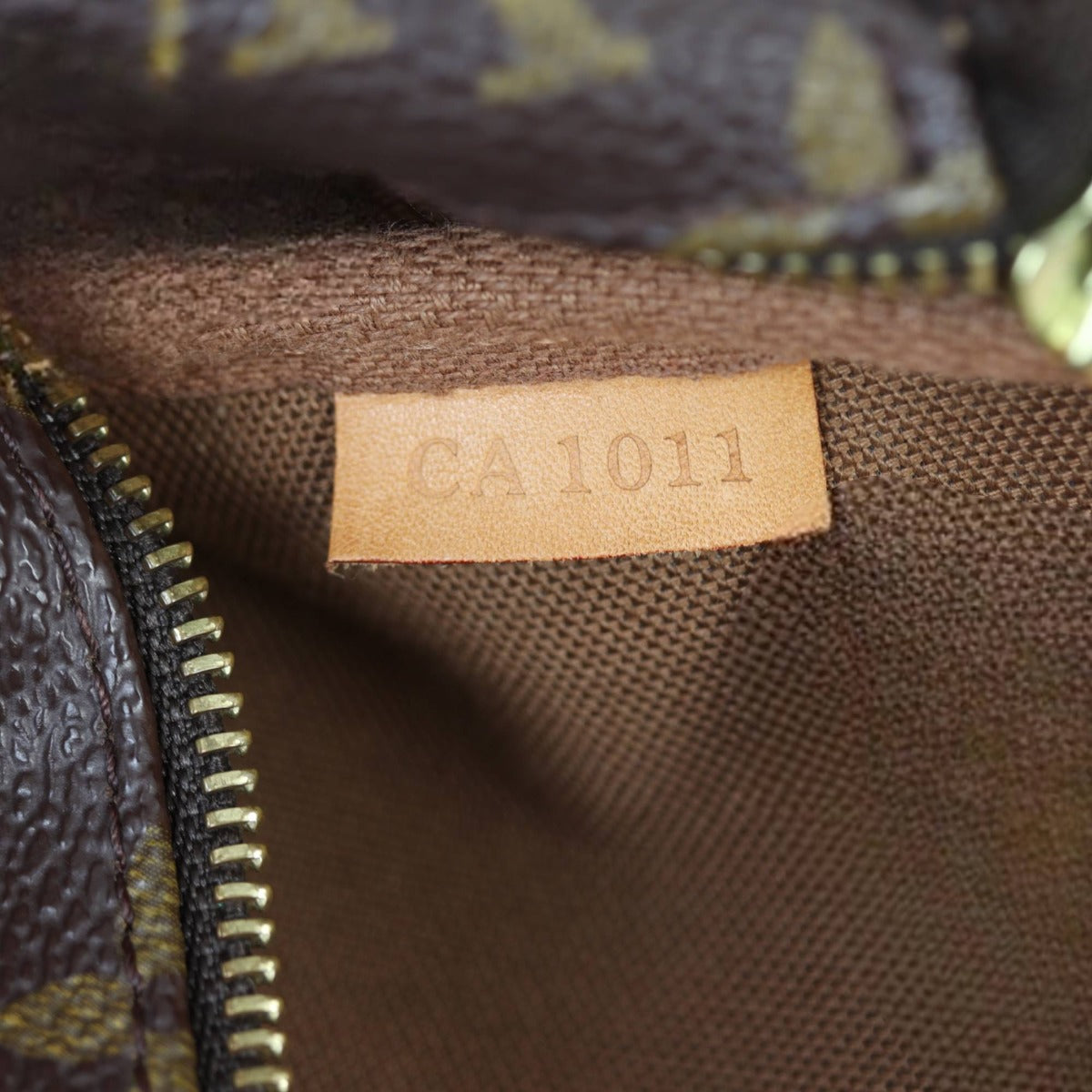 Louis Vuitton Pochette Accessories Monogram