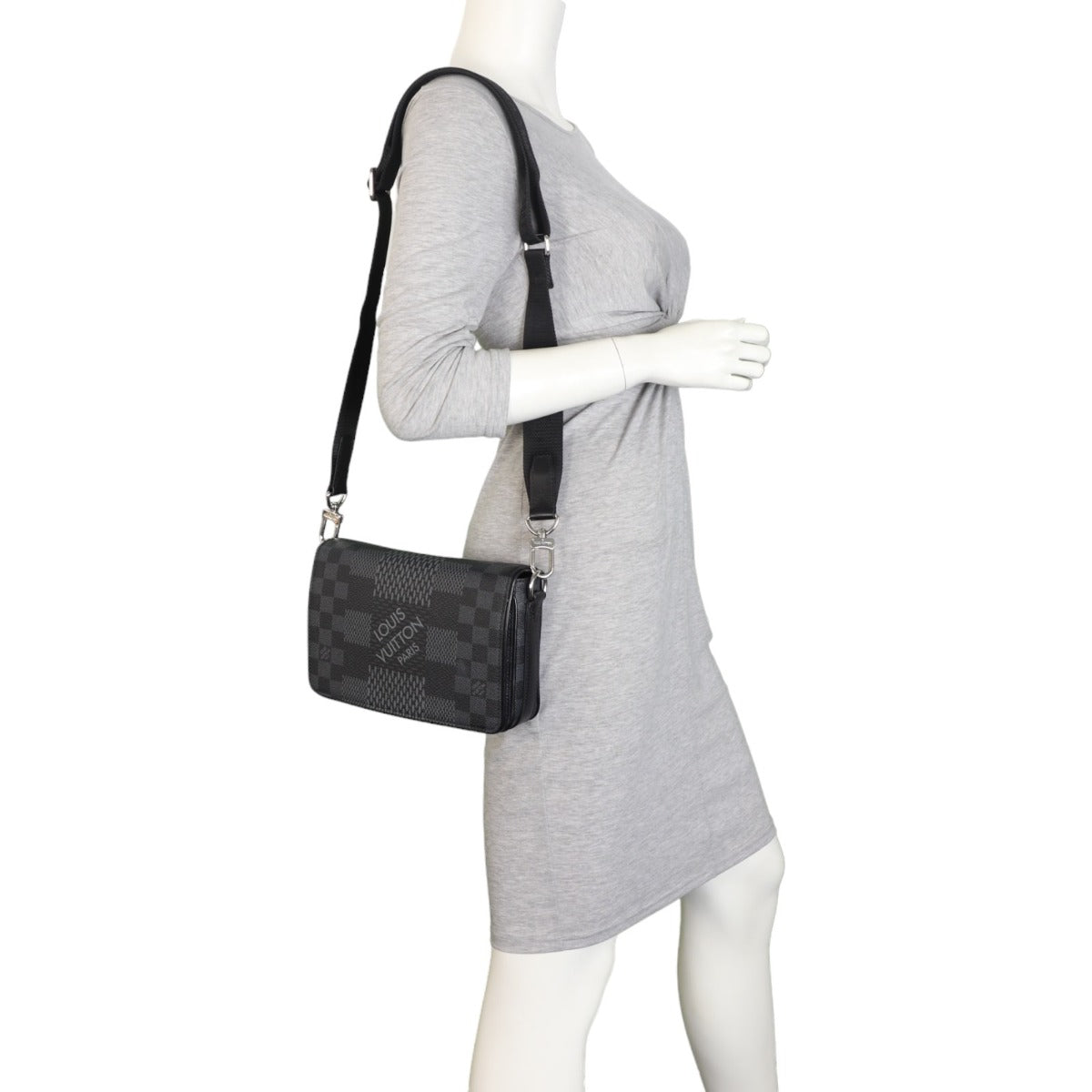 Louis Vuitton Studio Messenger Damier Graphite