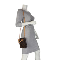 Louis Vuitton Petit Sac Plat Monogram
