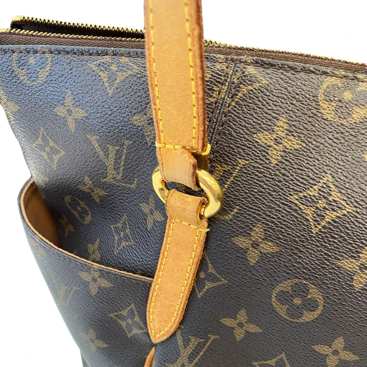 Louis Vuitton Totally MM Handle tear