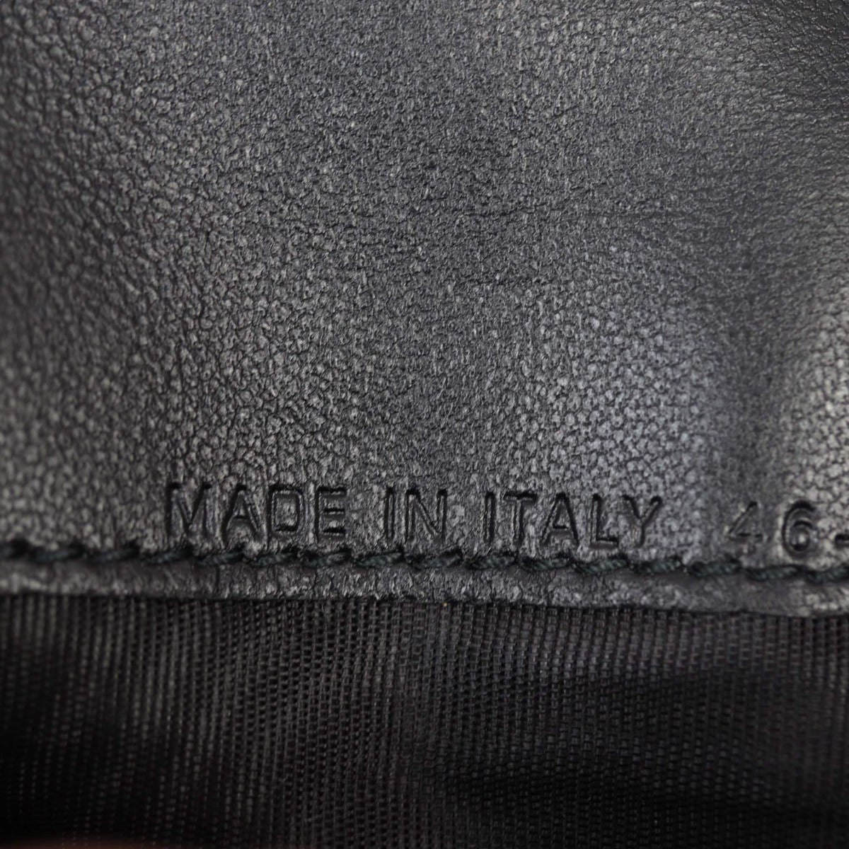 Dior Saddle Wallet On Chain